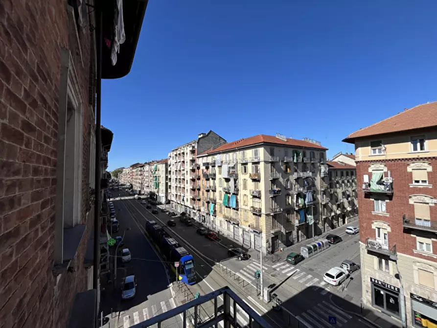 Immagine 10 di Appartamento in vendita  in Corso Giulio Cesare, 160 a Torino