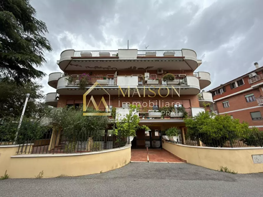 Immagine 3 di Appartamento in vendita  in Via di Casalotto Nuovo a Roma
