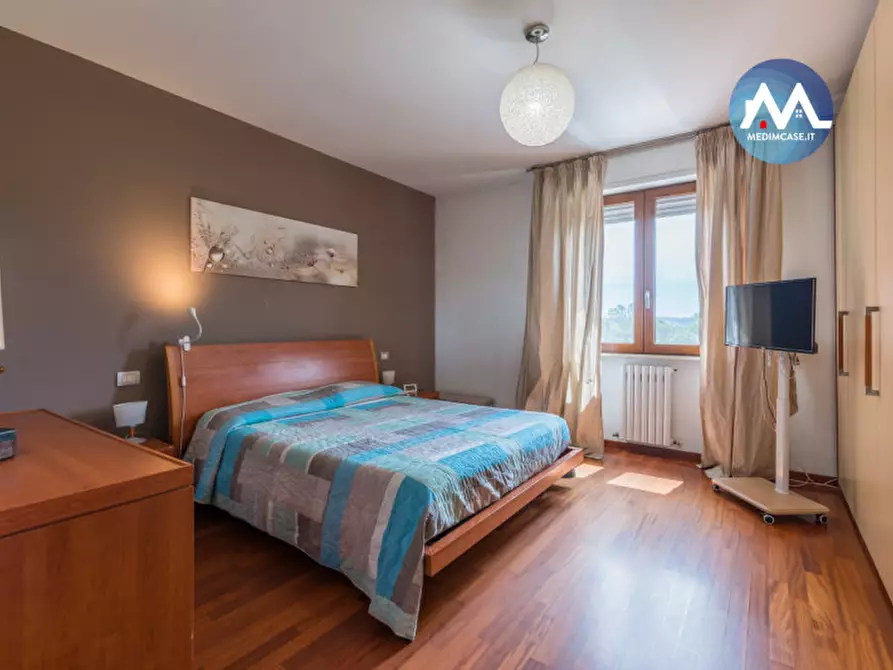 Immagine 12 di Appartamento in vendita  in Via Lambro a Pesaro