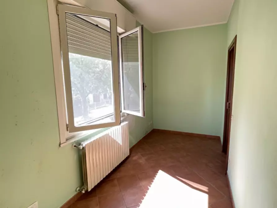 Immagine 21 di Palazzo in vendita  a Suzzara