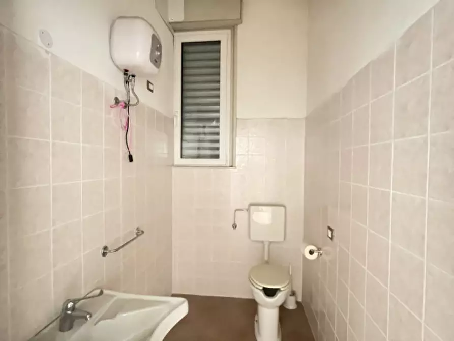 Immagine 28 di Palazzo in vendita  a Suzzara