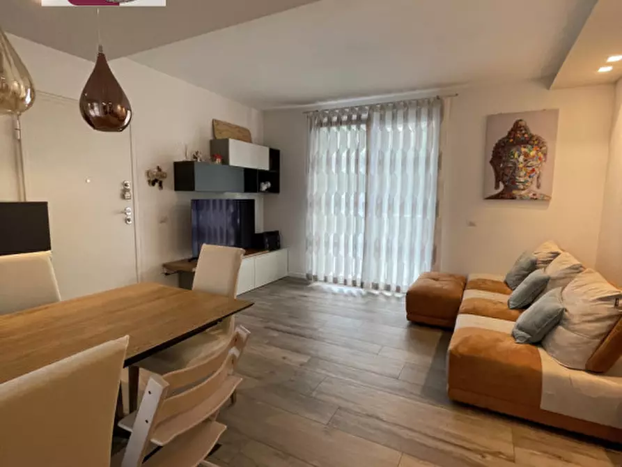 Immagine 10 di Appartamento in vendita  in Via Nizza a Piazzola Sul Brenta