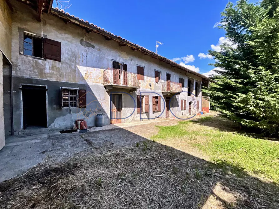 Immagine 1 di Rustico / casale in vendita  in Frazione Remorfengo 19 a Montiglio Monferrato