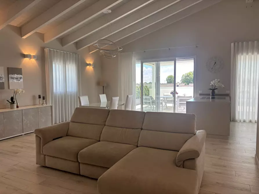 Immagine 2 di Attico in vendita  in Via Vittorio Bachelet a Villafranca Padovana