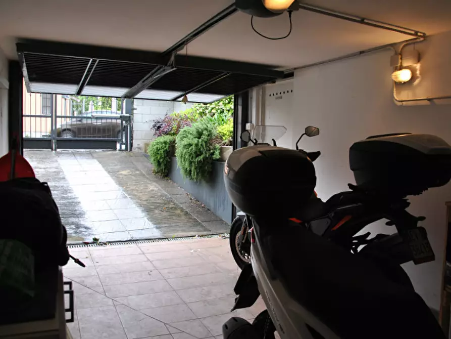 Immagine 32 di Casa bifamiliare in vendita  in via L. C. Silla 142 a Milano
