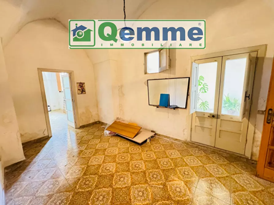 Immagine 9 di Palazzo in vendita  in Via Regina Elena a San Cesario Di Lecce