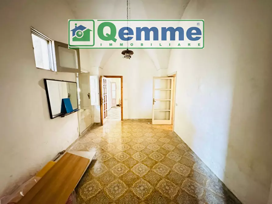 Immagine 10 di Palazzo in vendita  in Via Regina Elena a San Cesario Di Lecce