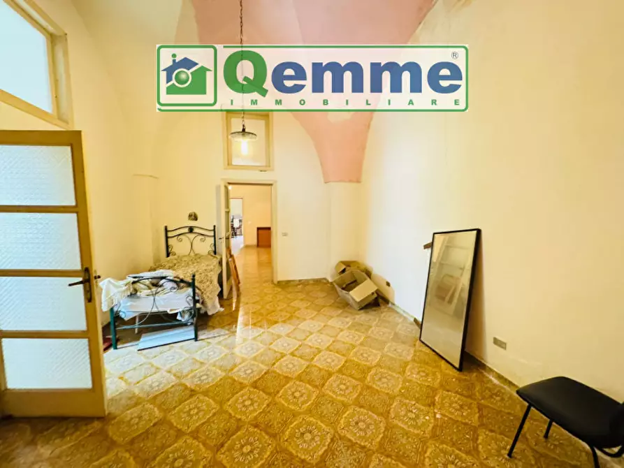 Immagine 12 di Palazzo in vendita  in Via Regina Elena a San Cesario Di Lecce
