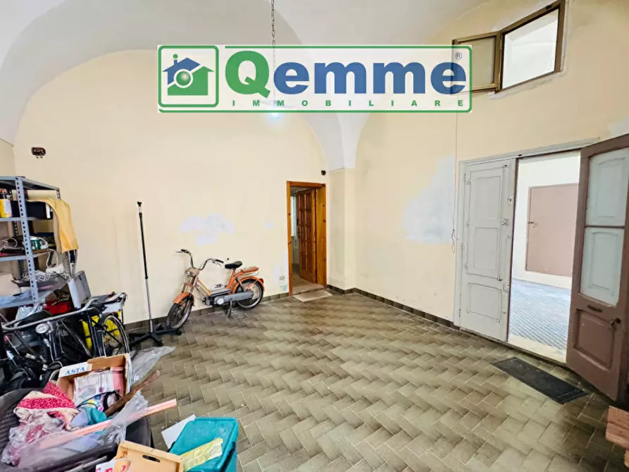 Immagine 36 di Palazzo in vendita  in Via Regina Elena a San Cesario Di Lecce