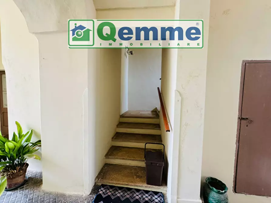 Immagine 38 di Palazzo in vendita  in Via Regina Elena a San Cesario Di Lecce
