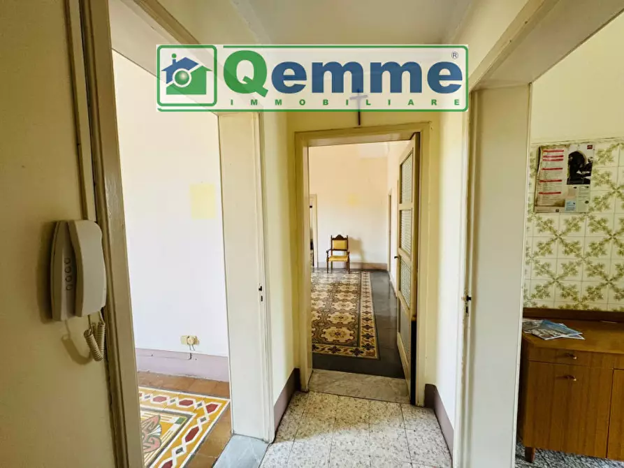 Immagine 39 di Palazzo in vendita  in Via Regina Elena a San Cesario Di Lecce