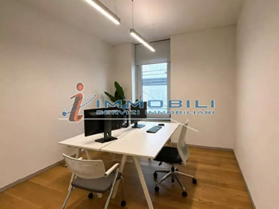 Immagine 9 di Ufficio in affitto  in VIA DURINI a Milano