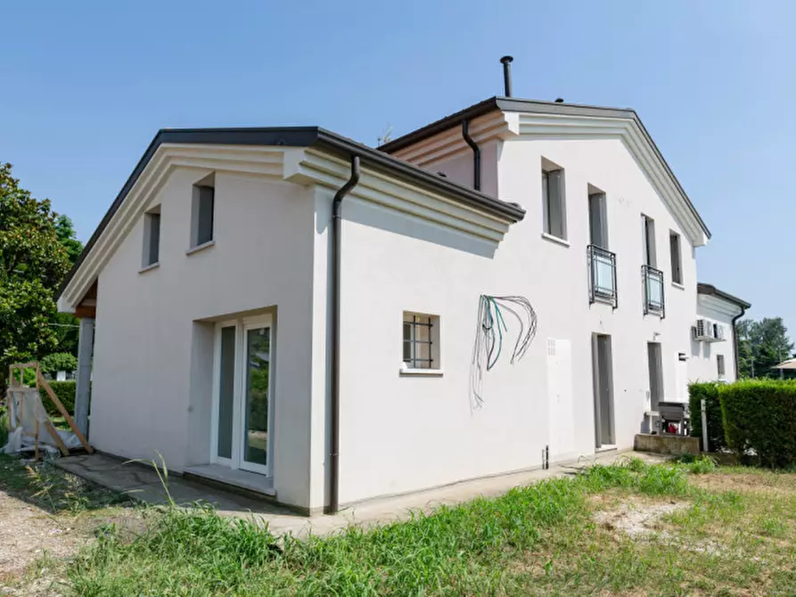 Immagine 6 di Casa bifamiliare in vendita  a Ponte Di Piave