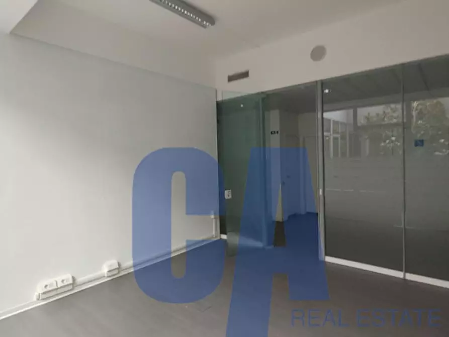 Immagine 10 di Ufficio in affitto  in VIALE CERTOSA a Milano