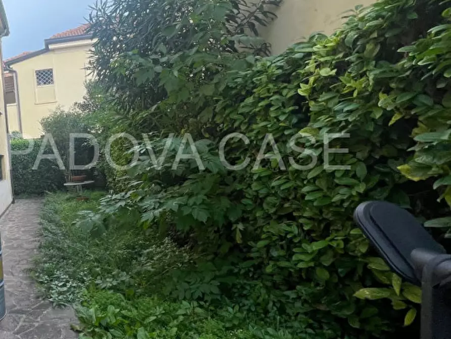 Immagine 6 di Casa indipendente in vendita  in via san massimo a Padova
