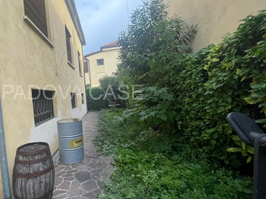 Immagine 7 di Casa indipendente in vendita  in via san massimo a Padova