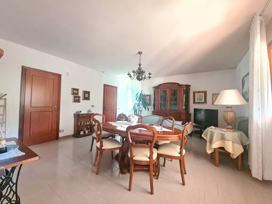 Immagine 8 di Villa in vendita  a Bisceglie