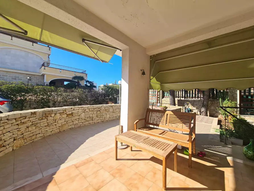 Immagine 16 di Villa in vendita  a Bisceglie