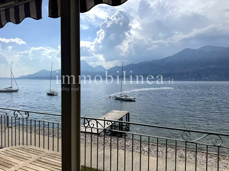 Immagine 27 di Appartamento in vendita  in Via Amerigo Vespucci a Brenzone