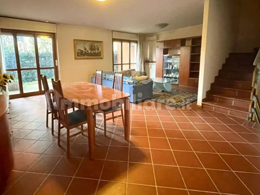 Immagine 1 di Villetta a schiera in vendita  in Via Roma, 1 a Alzano Lombardo