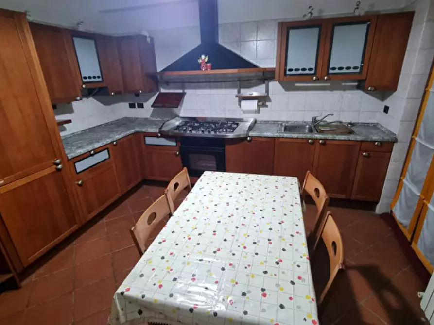 Immagine 8 di Villetta a schiera in vendita  in Via Roma, 1 a Alzano Lombardo
