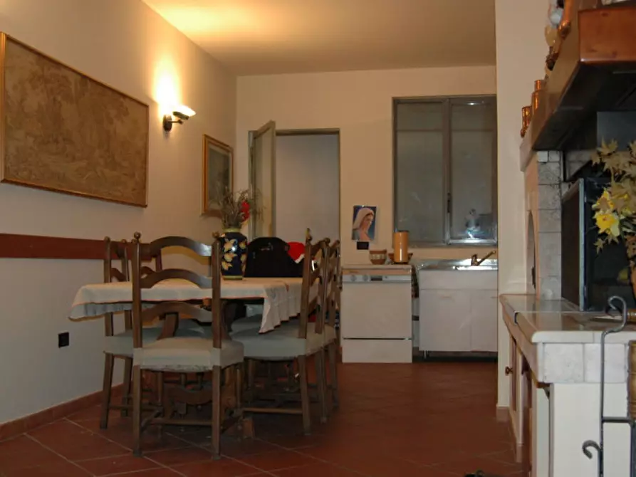 Immagine 11 di Villetta a schiera in vendita  in Via Roma, 1 a Alzano Lombardo