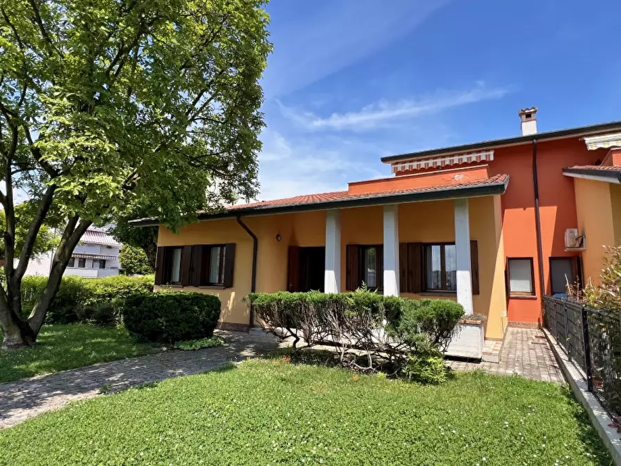 Immagine 27 di Villetta a schiera in vendita  in via casoni a Torri Di Quartesolo