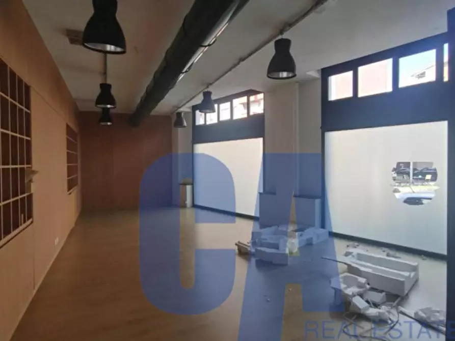 Immagine 4 di Ufficio in affitto  in VIA CONSOLE FLAMINIO a Milano