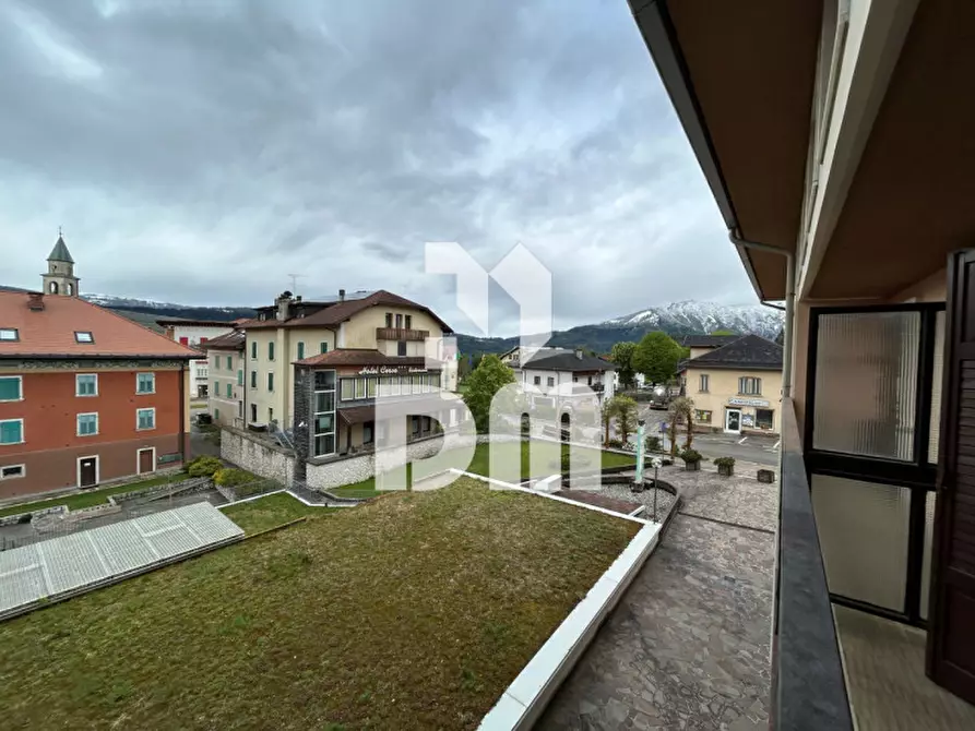 Immagine 3 di Appartamento in vendita  in Via Guglielmo Marconi a Lavarone