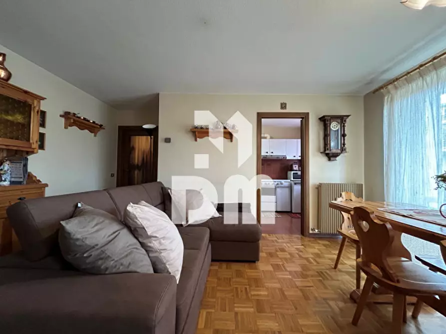 Immagine 4 di Appartamento in vendita  in Via Guglielmo Marconi a Lavarone