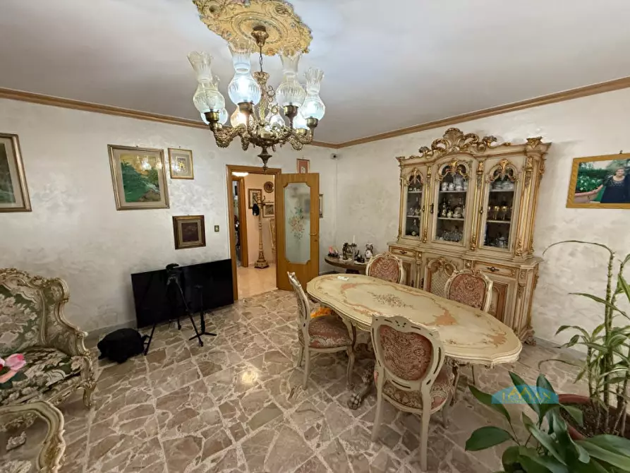 Immagine 2 di Appartamento in vendita  in Via Bologna a Ceglie Messapico