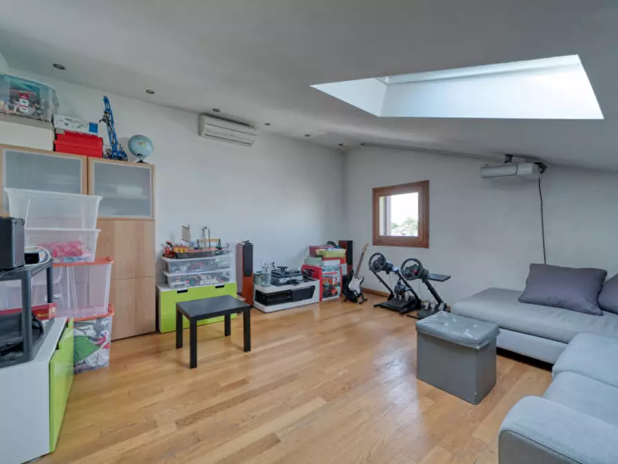 Immagine 18 di Casa trifamiliare in vendita  in Via Pierobon a Selvazzano Dentro