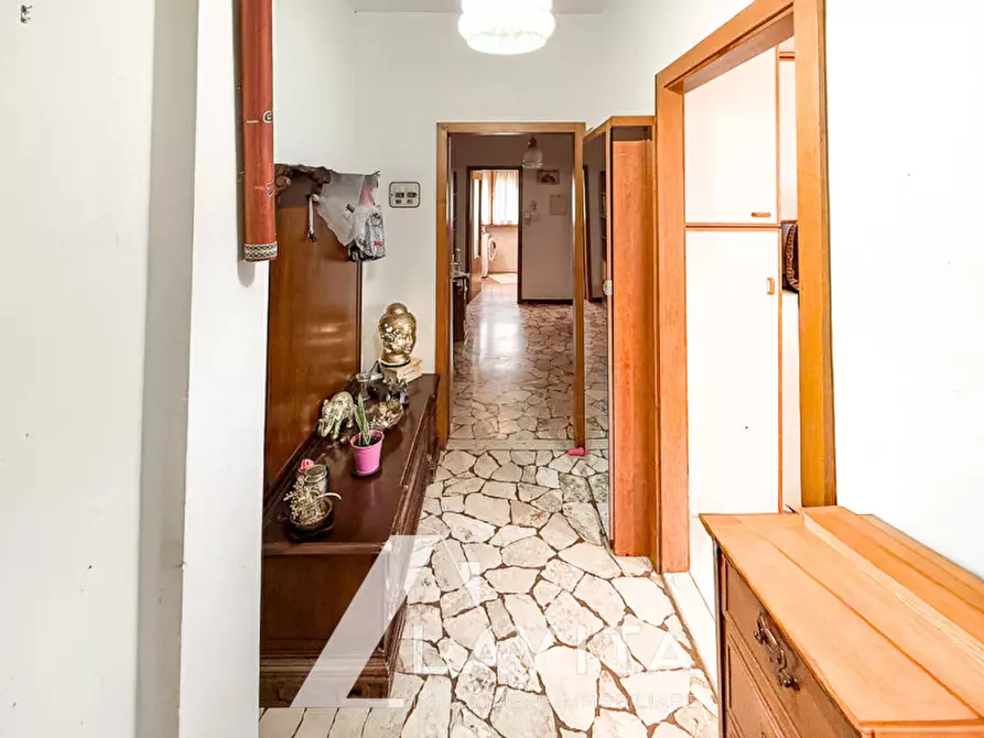 Immagine 6 di Appartamento in vendita  in Via Damiano Chiesa a Mezzolombardo