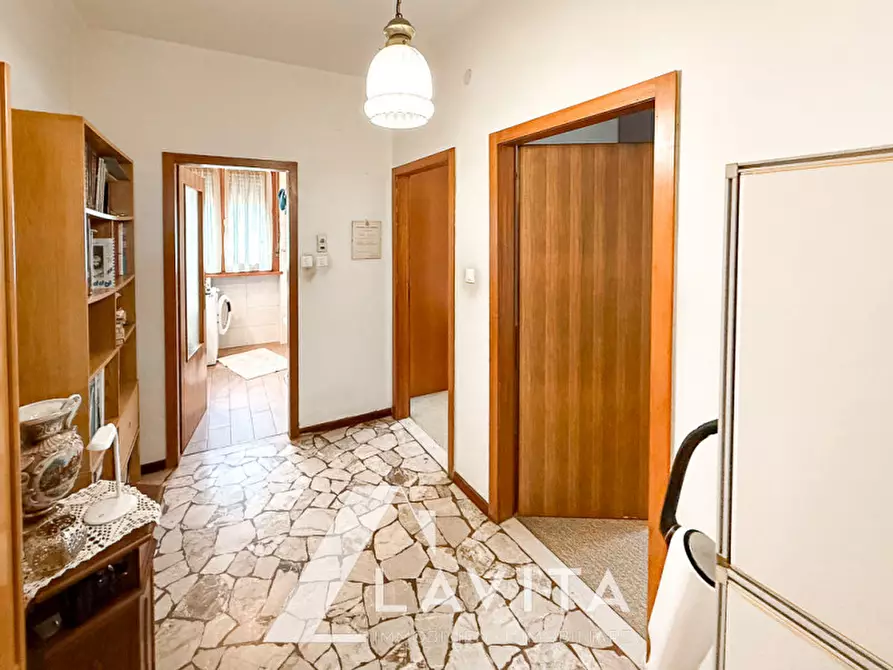 Immagine 8 di Appartamento in vendita  in Via Damiano Chiesa a Mezzolombardo