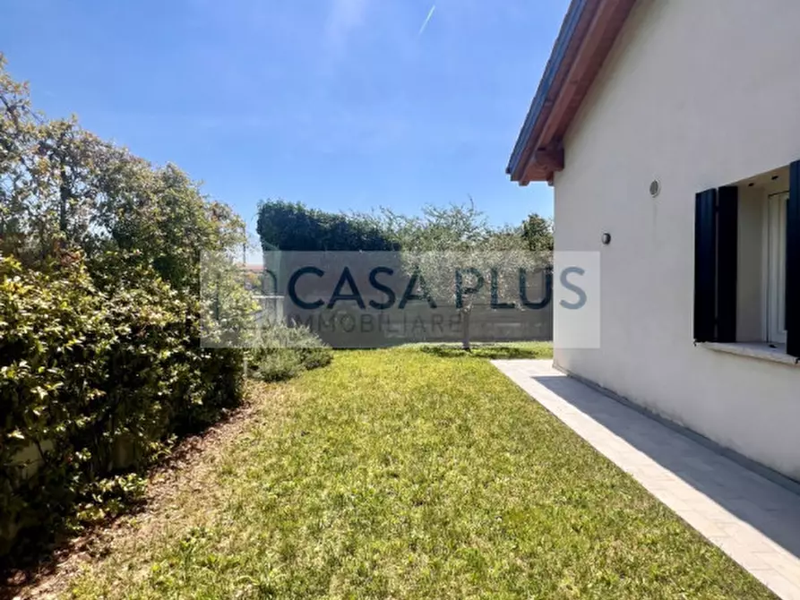 Immagine 3 di Casa indipendente in vendita  in via Ca' morolazzaro 50 a Pove Del Grappa