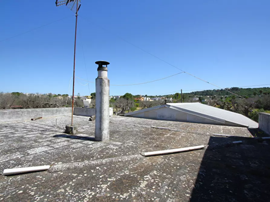 Immagine 11 di Villa in vendita  in Via Covile a Casarano