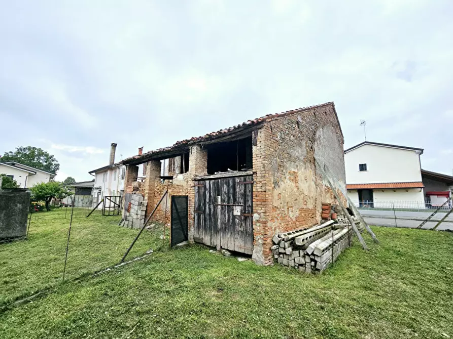 Immagine 2 di Casa indipendente in vendita  in VIA VENETO a Granze
