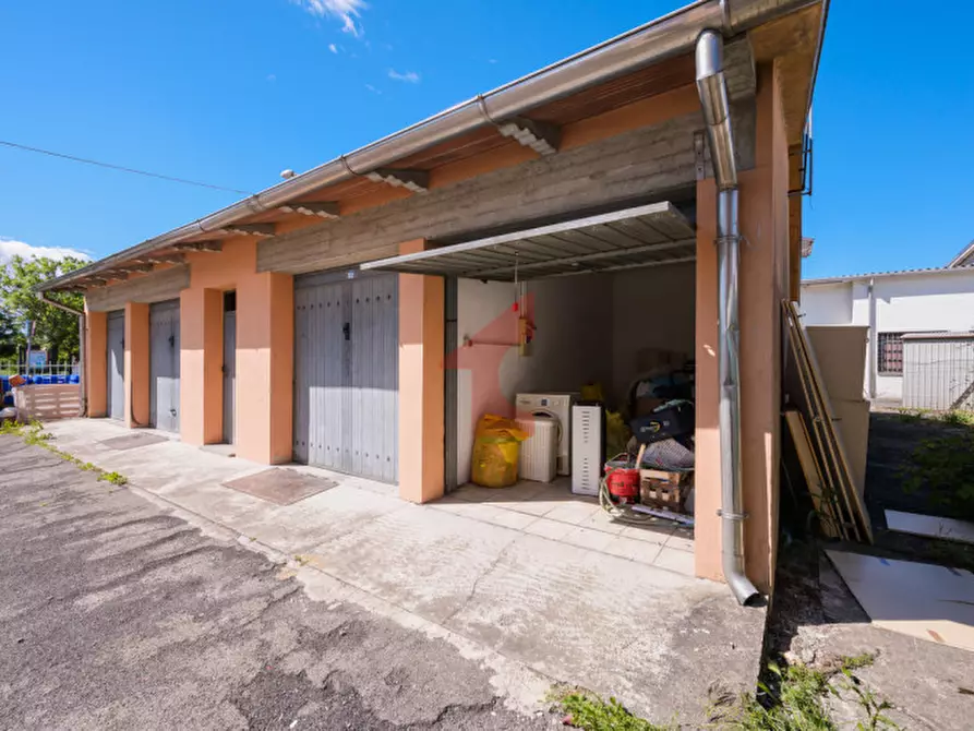 Immagine 16 di Appartamento in vendita  in Via Filippo Turati a Fontevivo