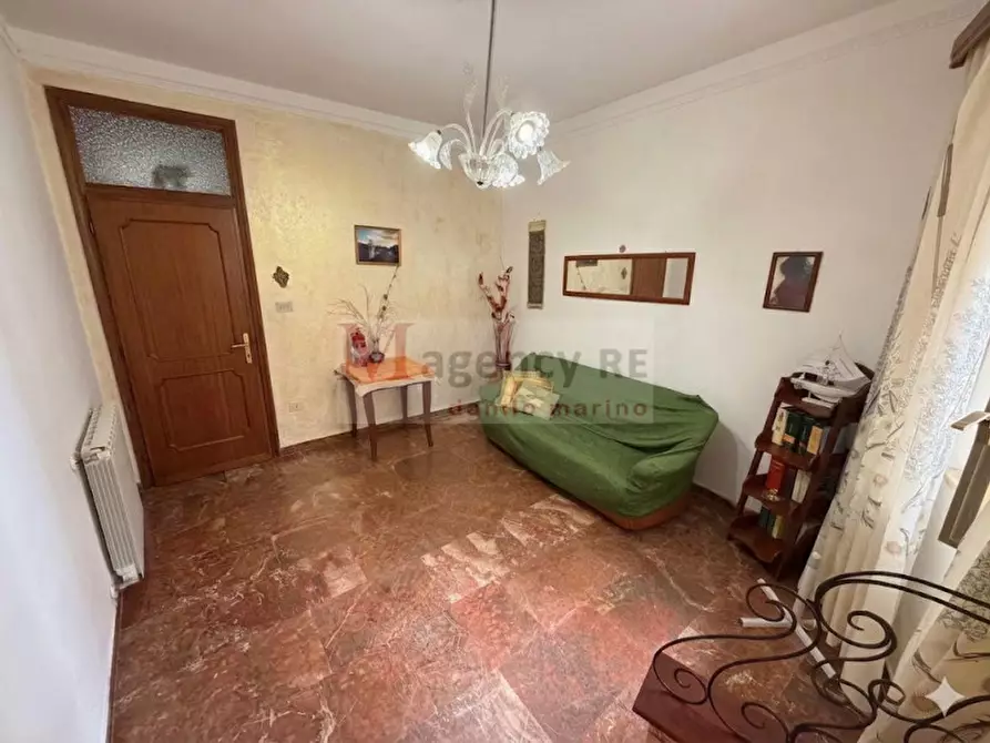 Immagine 2 di Bed & Breakfast in vendita  a Scilla