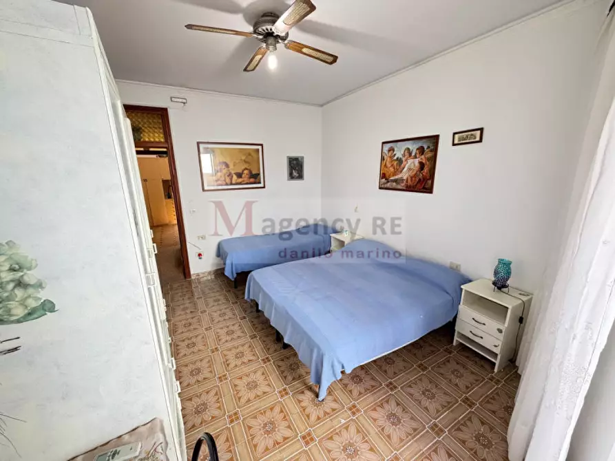 Immagine 12 di Bed & Breakfast in vendita  a Scilla