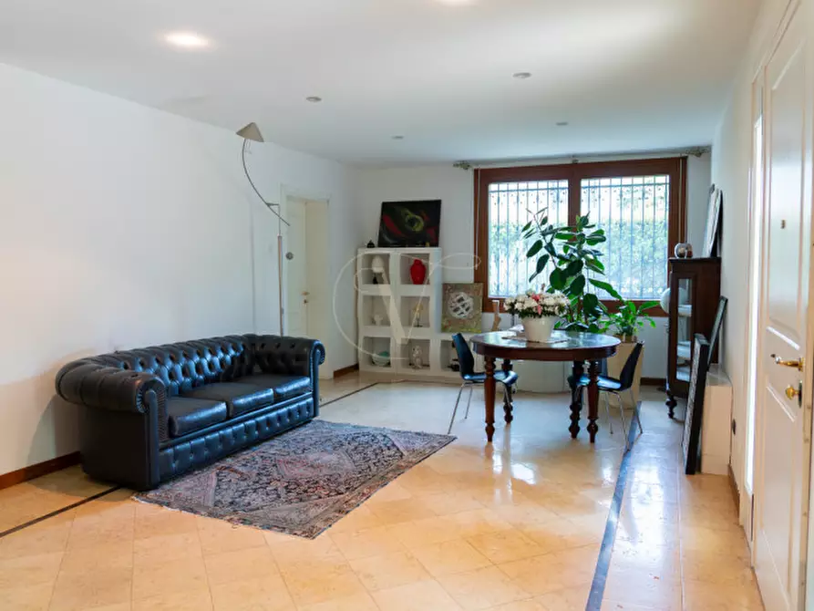 Immagine 4 di Villa in vendita  in Via Genova 23 a Padova