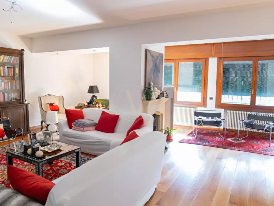 Immagine 11 di Villa in vendita  in Via Genova 23 a Padova