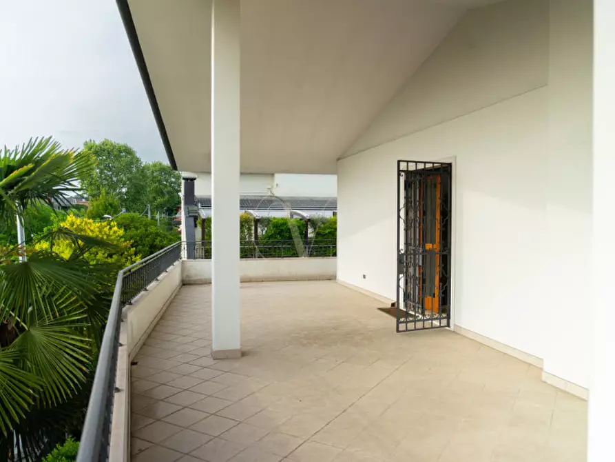 Immagine 25 di Villa in vendita  in Via Genova 23 a Padova