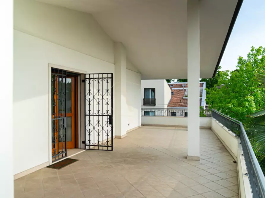 Immagine 26 di Villa in vendita  in Via Genova 23 a Padova