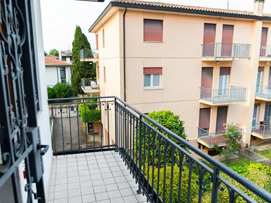Immagine 49 di Villa in vendita  in Via Genova 23 a Padova