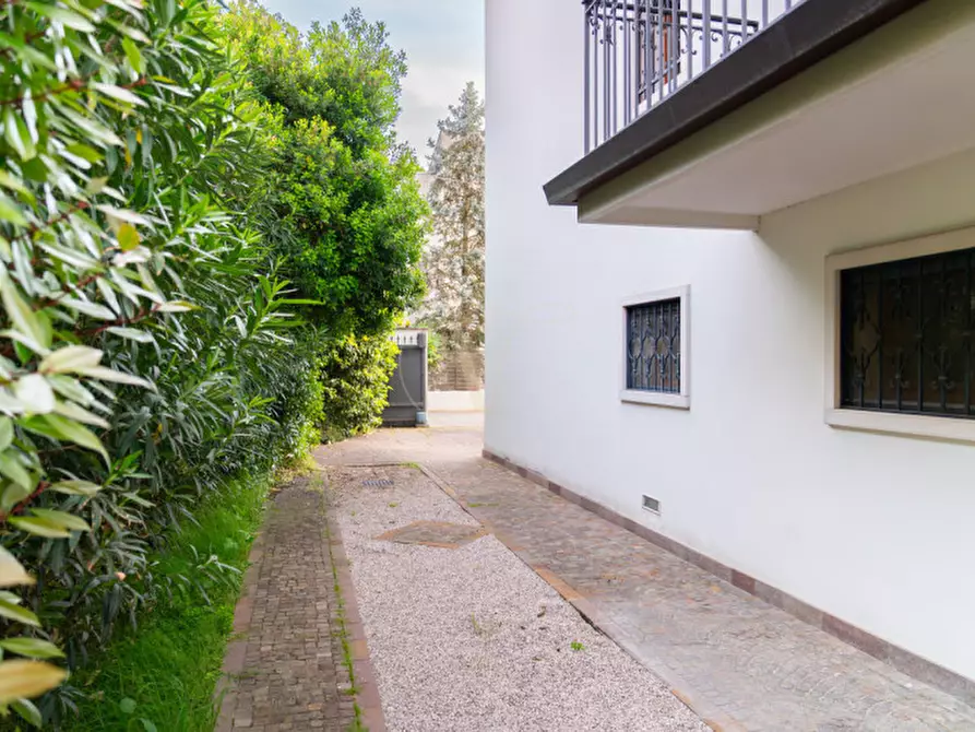 Immagine 51 di Villa in vendita  in Via Genova 23 a Padova