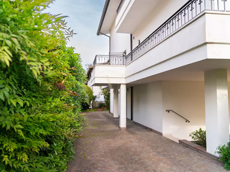 Immagine 52 di Villa in vendita  in Via Genova 23 a Padova
