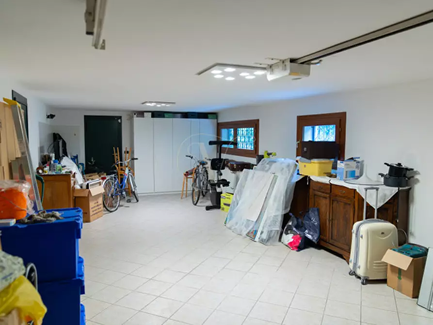 Immagine 54 di Villa in vendita  in Via Genova 23 a Padova