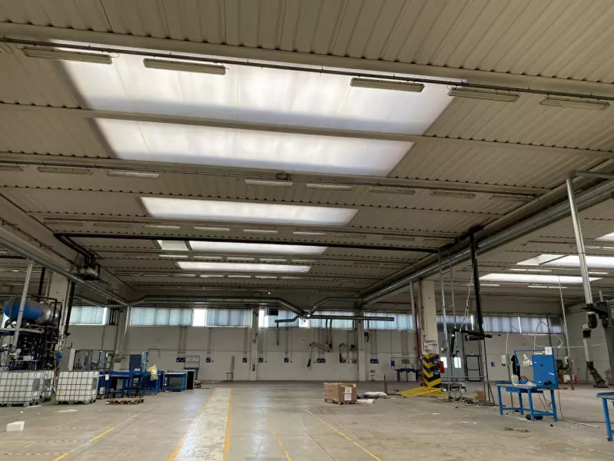 Immagine 5 di Capannone industriale in affitto  in VI A VALLETTA a Cona