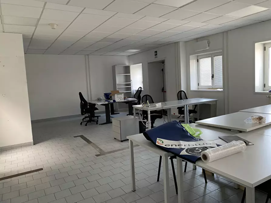 Immagine 13 di Capannone industriale in affitto  in VI A VALLETTA a Cona